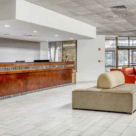 Oyo Hotel Burlington South